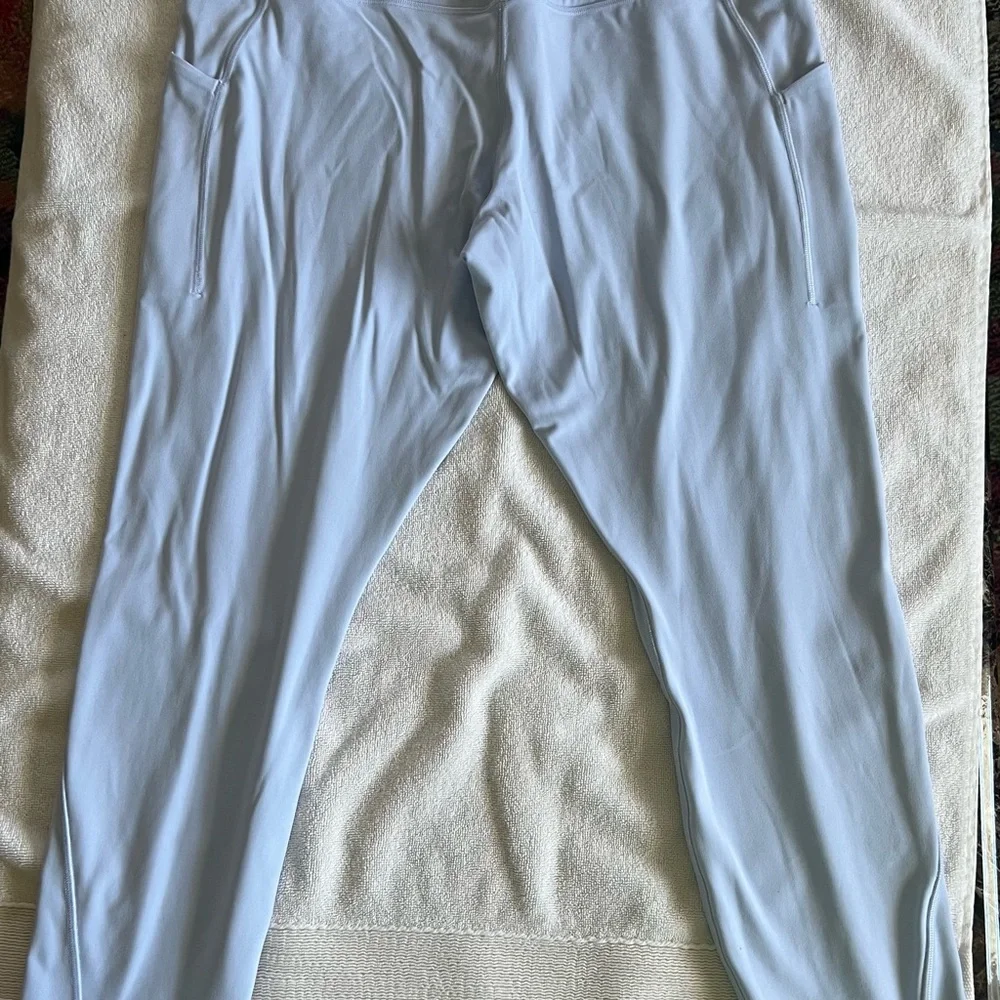 Lululemon Align HR Pant w/ Pockets 25" Pastel Blue Lined - Picture 6 of 8